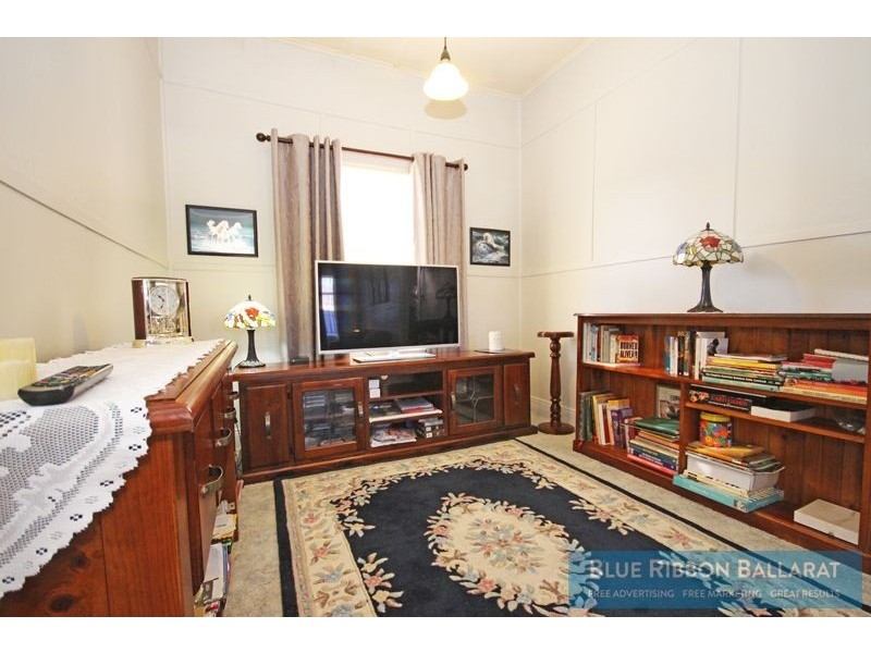 4 Gray Street, Sebastopol VIC 3356