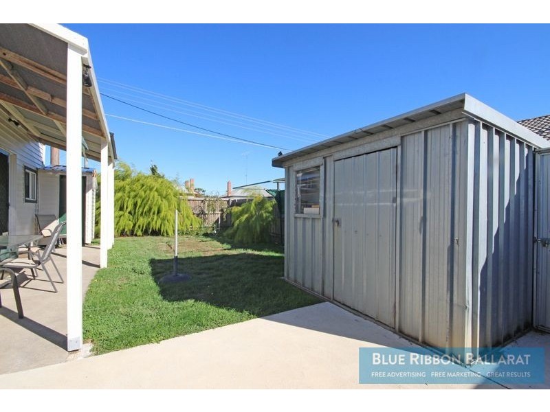 4 Gray Street, Sebastopol VIC 3356