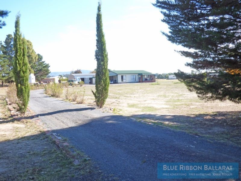 44 Creswick Road, Clunes VIC 3370