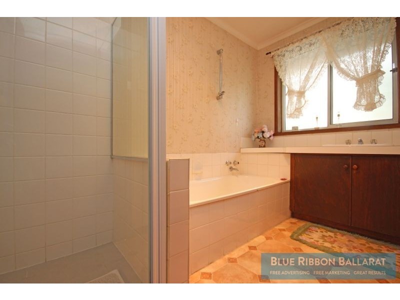 24 Munro Street, Alfredton VIC 3350