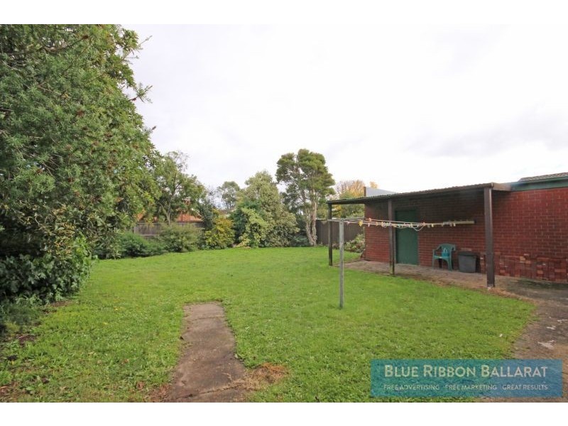 24 Munro Street, Alfredton VIC 3350