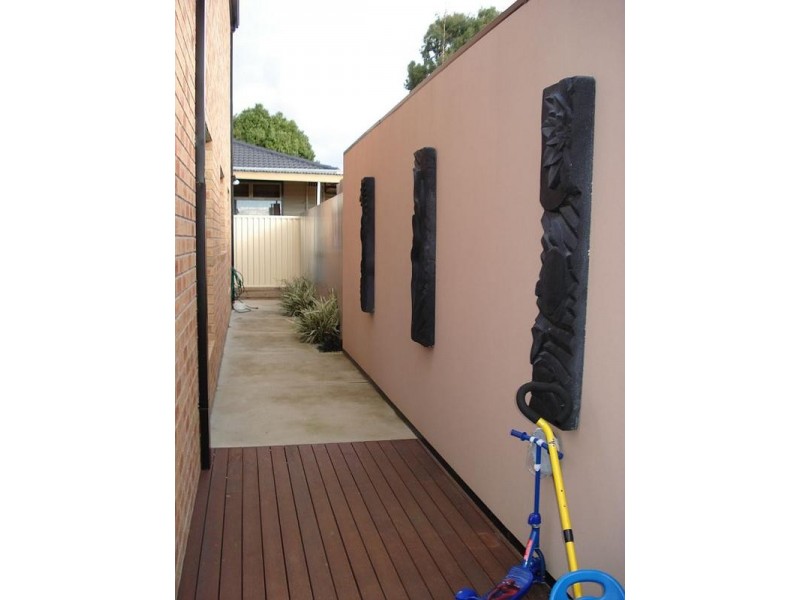 2A Regent Drive, Canadian VIC 3350