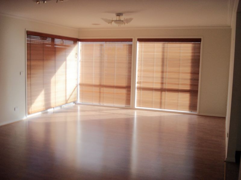 67 Lake Gardens Avenue, Lake Gardens VIC 3355