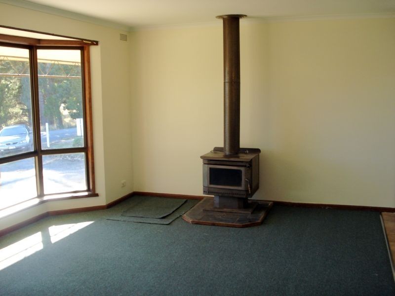 23 Boundary Road, Brown Hill VIC 3350