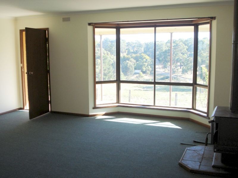 23 Boundary Road, Brown Hill VIC 3350