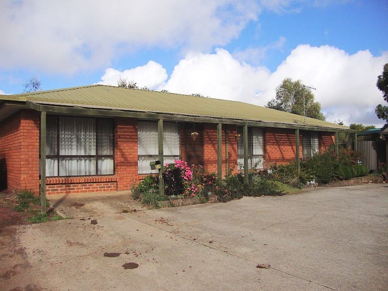 3 Florence Court, Brown Hill VIC 3350