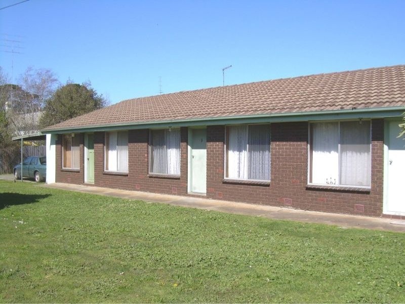 2/37 Longley Street, Alfredton VIC 3350