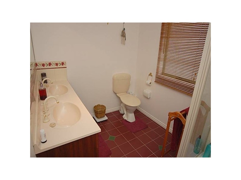 321 Richards Street, Canadian VIC 3350