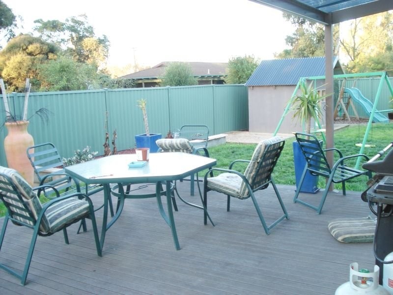 10 Bellview Court, Delacombe VIC 3356