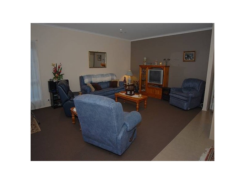 741B Geelong Road, Canadian VIC 3350