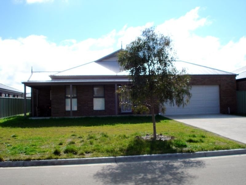 13 Delaney Drive, Ballarat VIC 3350
