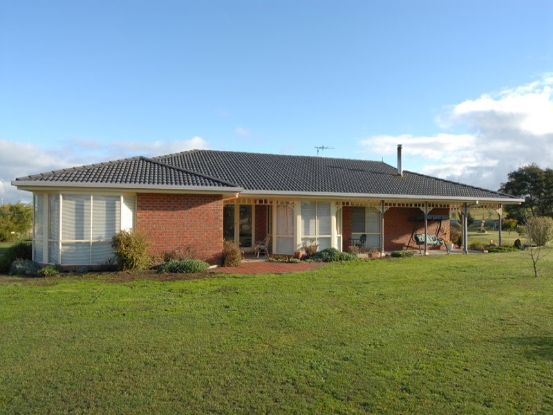 65 Crystal Court, Ross Creek VIC 3351