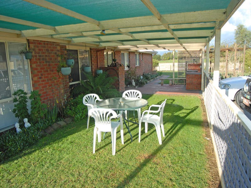 65 Crystal Court, Ross Creek VIC 3351