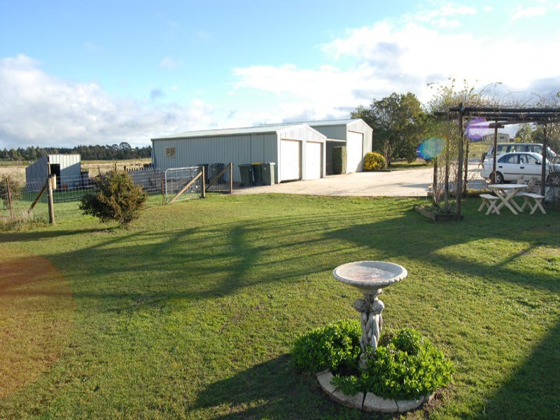 65 Crystal Court, Ross Creek VIC 3351