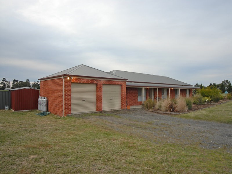 60 Westgate Road, Smythes Creek VIC 3351