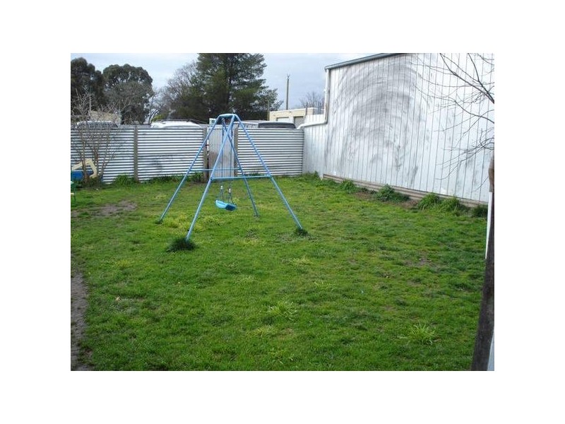 25 Willoby Street, Beaufort VIC 3373