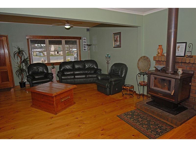 22 Albert Street, Creswick VIC 3363