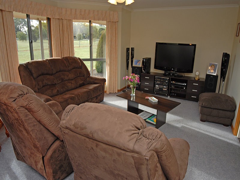 2260 Midland Highway, Creswick VIC 3363