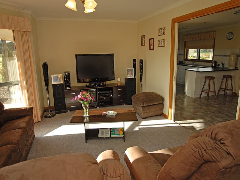 2260 Midland Highway, Creswick VIC 3363