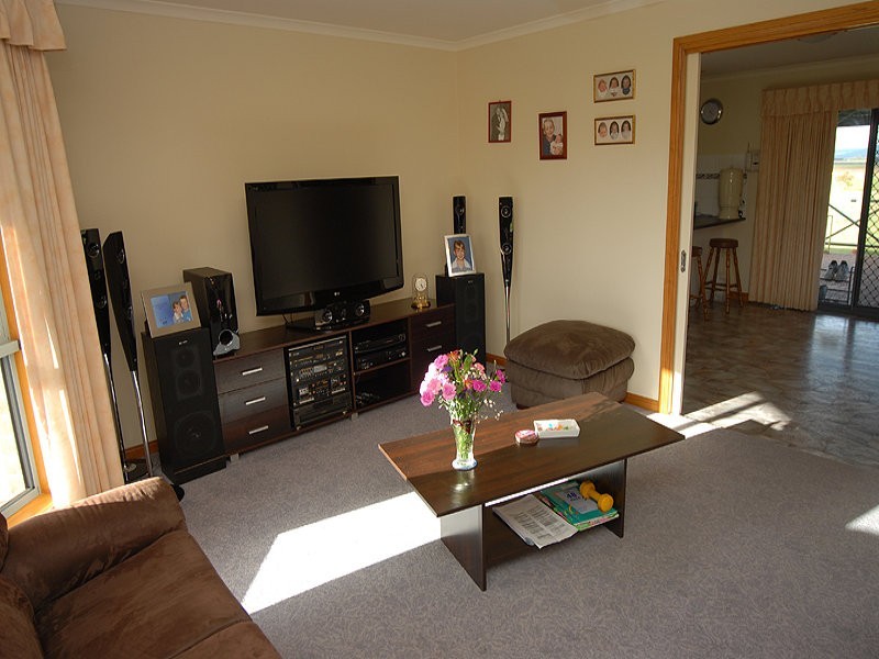 2260 Midland Highway, Creswick VIC 3363