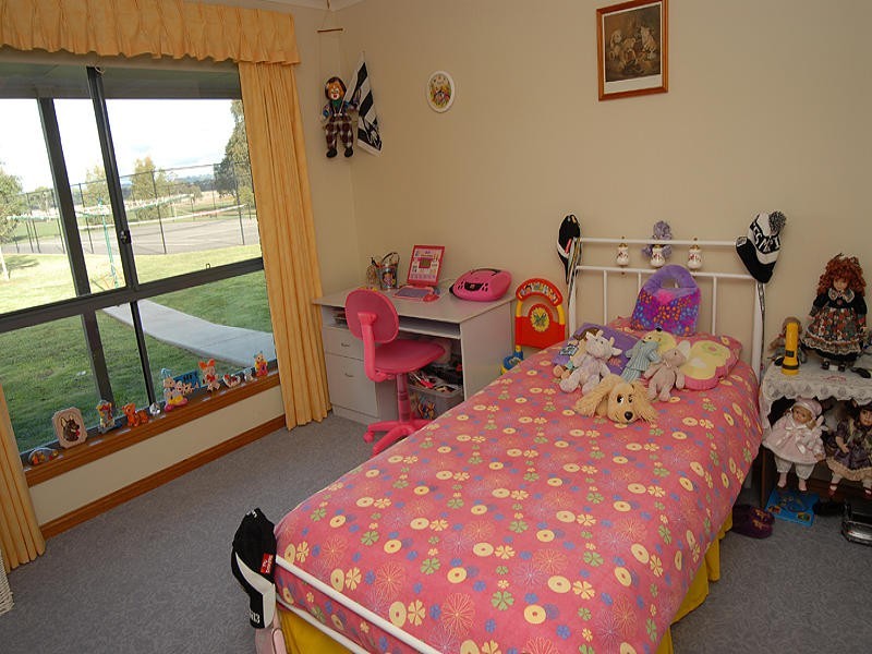 2260 Midland Highway, Creswick VIC 3363