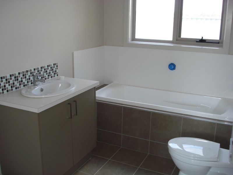 22B Coventry Street, Miners Rest VIC 3352