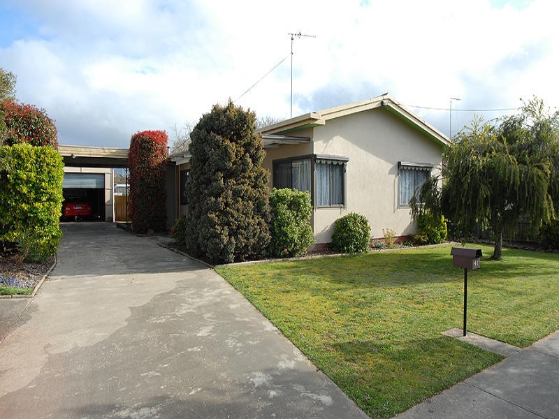 41 Hastings Street, Wendouree VIC 3355