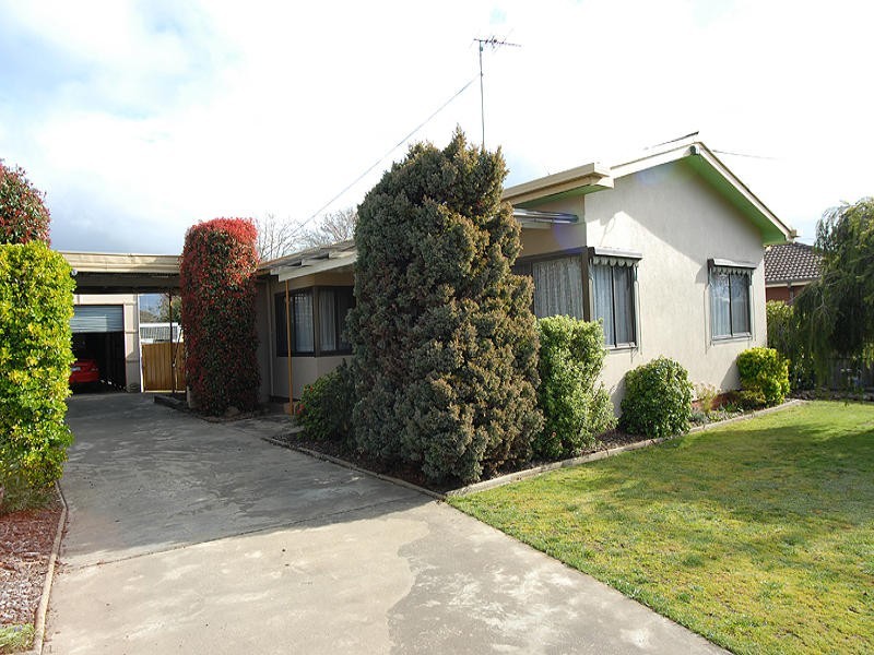 41 Hastings Street, Wendouree VIC 3355