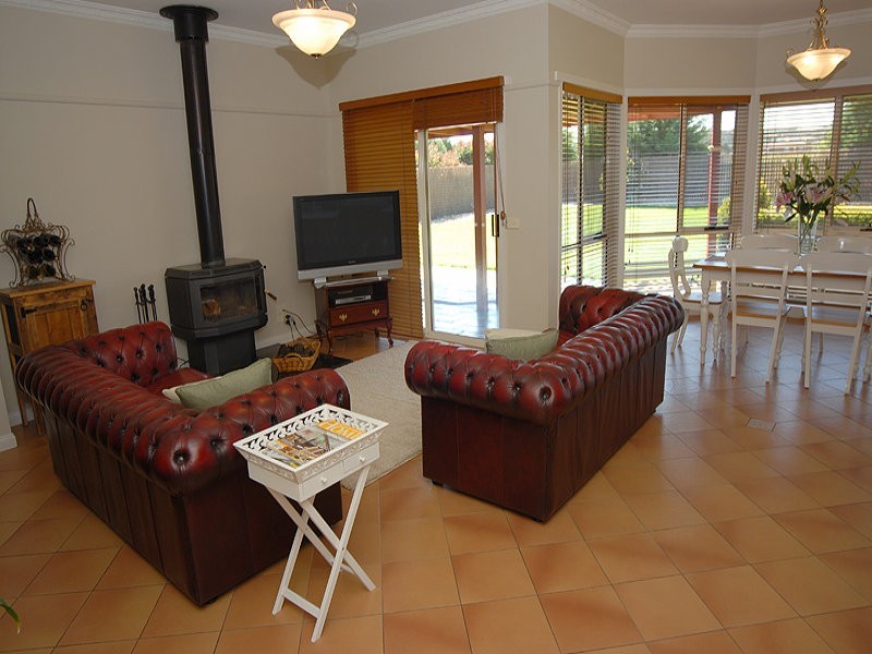 185 Millers Road, Invermay VIC 3352