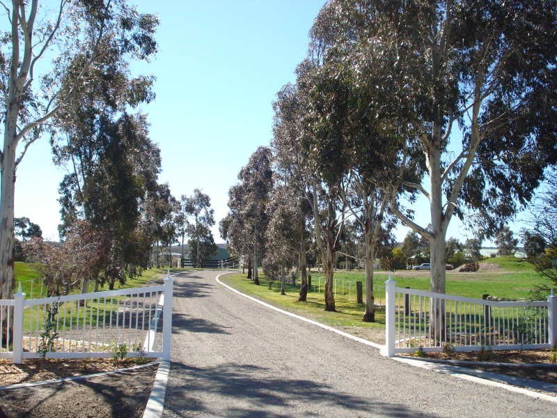 185 Millers Road, Invermay VIC 3352