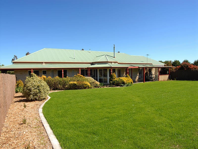 185 Millers Road, Invermay VIC 3352