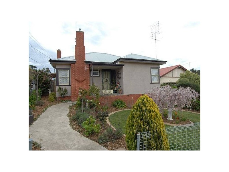 101 Howitt Street, Soldiers Hill VIC 3350