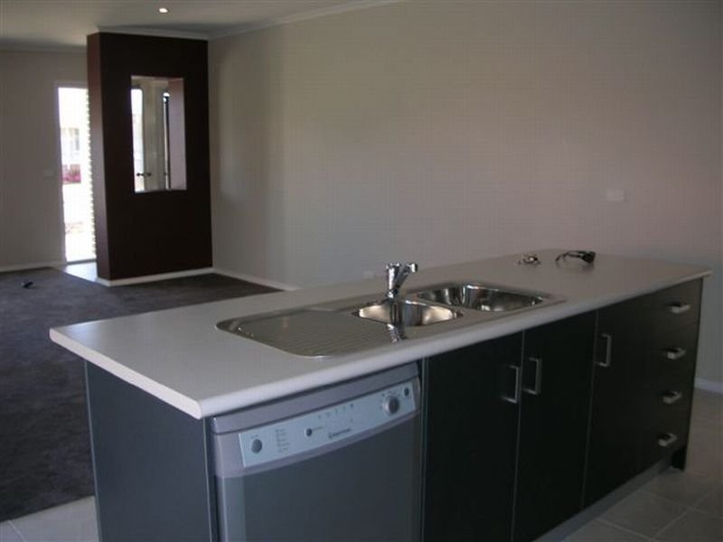 5 Jordan Avenue, Delacombe VIC 3356