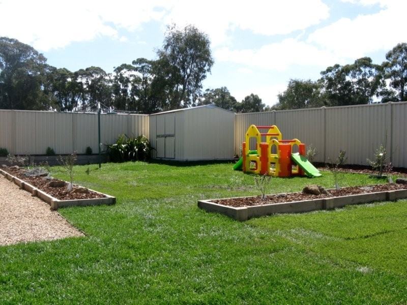 1 Canadian Crescent, Canadian VIC 3350