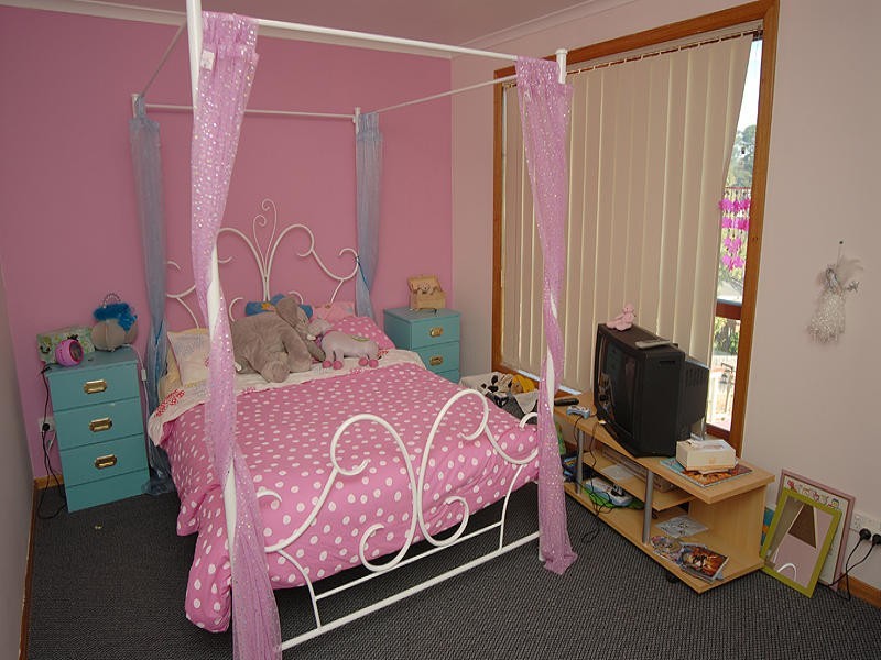 2 Maddern Street, Black Hill VIC 3350