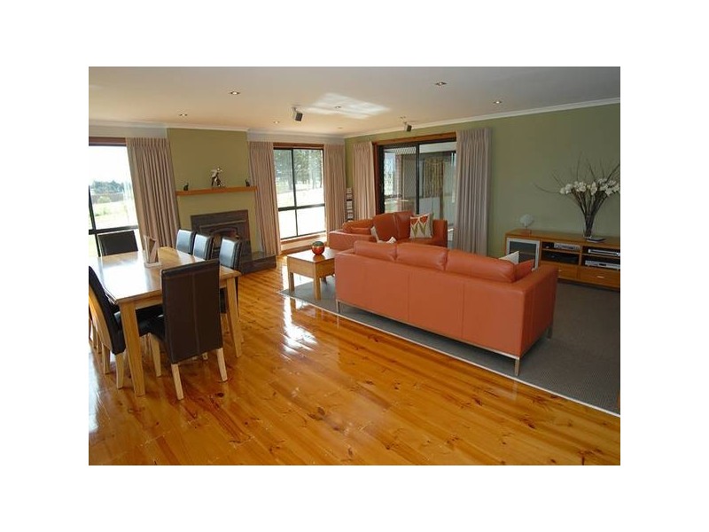 1 Charles Scorer Court, Magpie VIC 3352