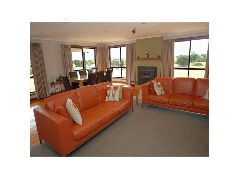 1 Charles Scorer Court, Magpie VIC 3352