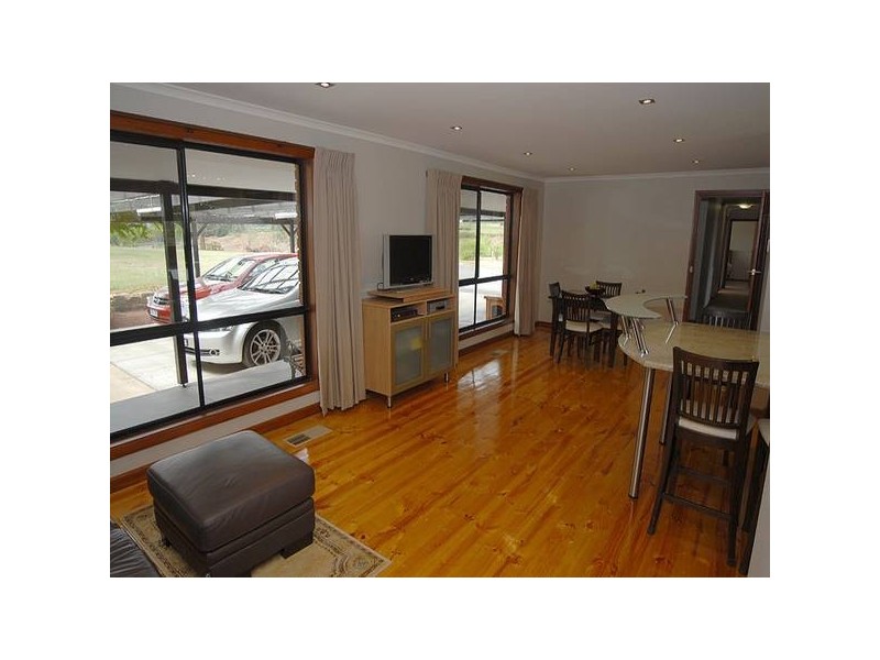 1 Charles Scorer Court, Magpie VIC 3352