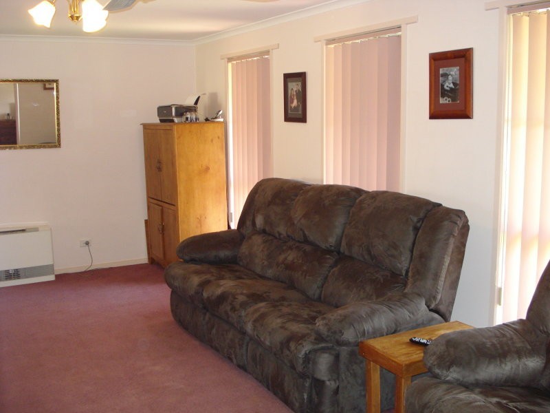 9 Regina Street, Mitchell Park VIC 3352