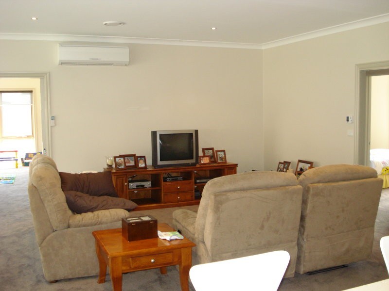 111 Alfredton Drive, Alfredton VIC 3350