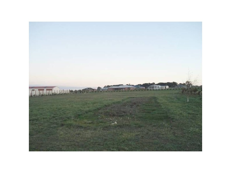 733 Remembrance Drive, Cardigan Village VIC 3352