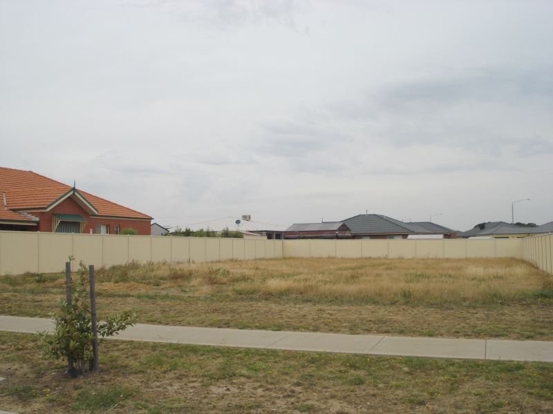 1923 Sturt Street, Alfredton VIC 3350