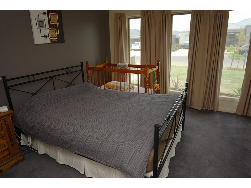 80 Alfredton Drive, Alfredton VIC 3350