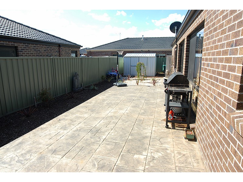 17 Delaney Drive, Ballarat VIC 3350