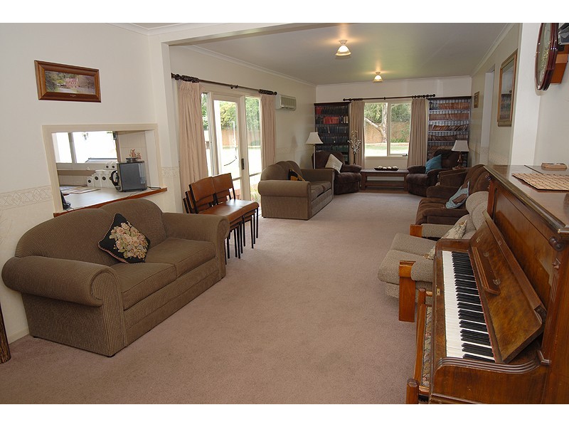 302 Specimen Vale, Ballarat VIC 3350