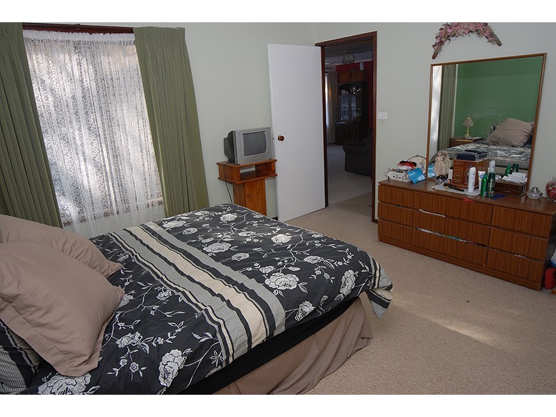 9 Ulswater Road, Wendouree VIC 3355