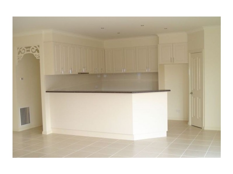 135 Wiltshire Lane, Delacombe VIC 3356