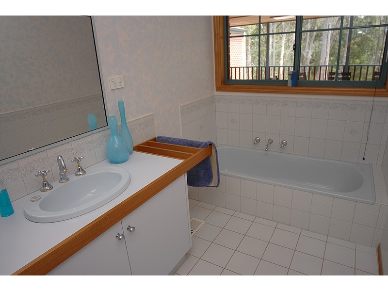 146 Greenhill Road, Mount Helen VIC 3350