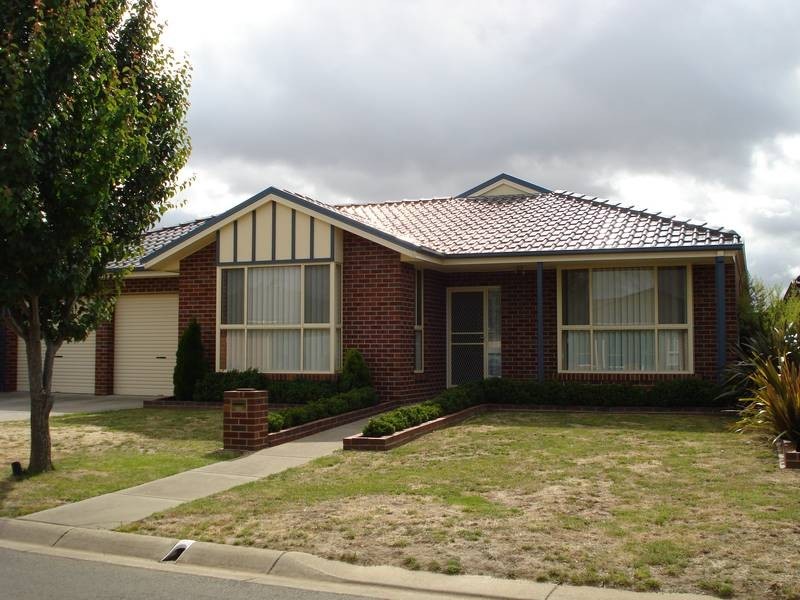 2 Chelsea Place, Alfredton VIC 3350