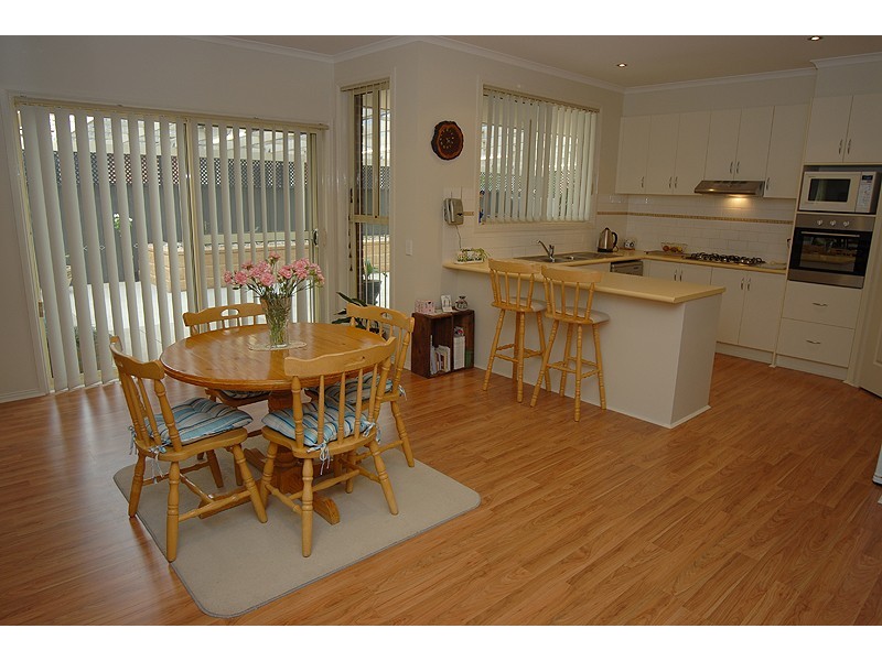 2 Chelsea Place, Alfredton VIC 3350